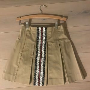 *limited edition print* Burberry skirt size 10y